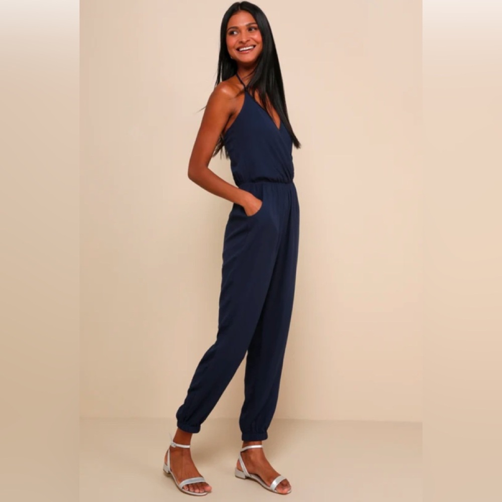 Lulu’s navy blue jumpsuit